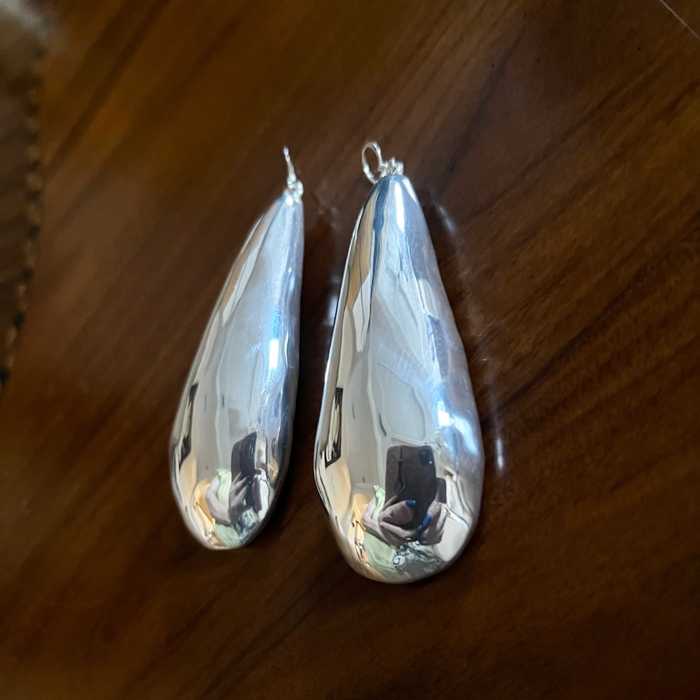925 Sterling Silver Pierced Elongated Teardrop Oversized Earrings. - Picture 7 of 9